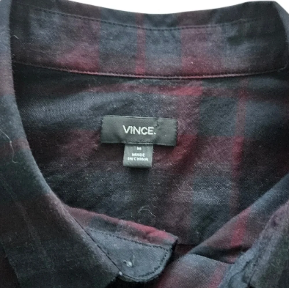 Vince Men's Red and Blue Plaid Button-Down Shirt - Picture 7 of 8